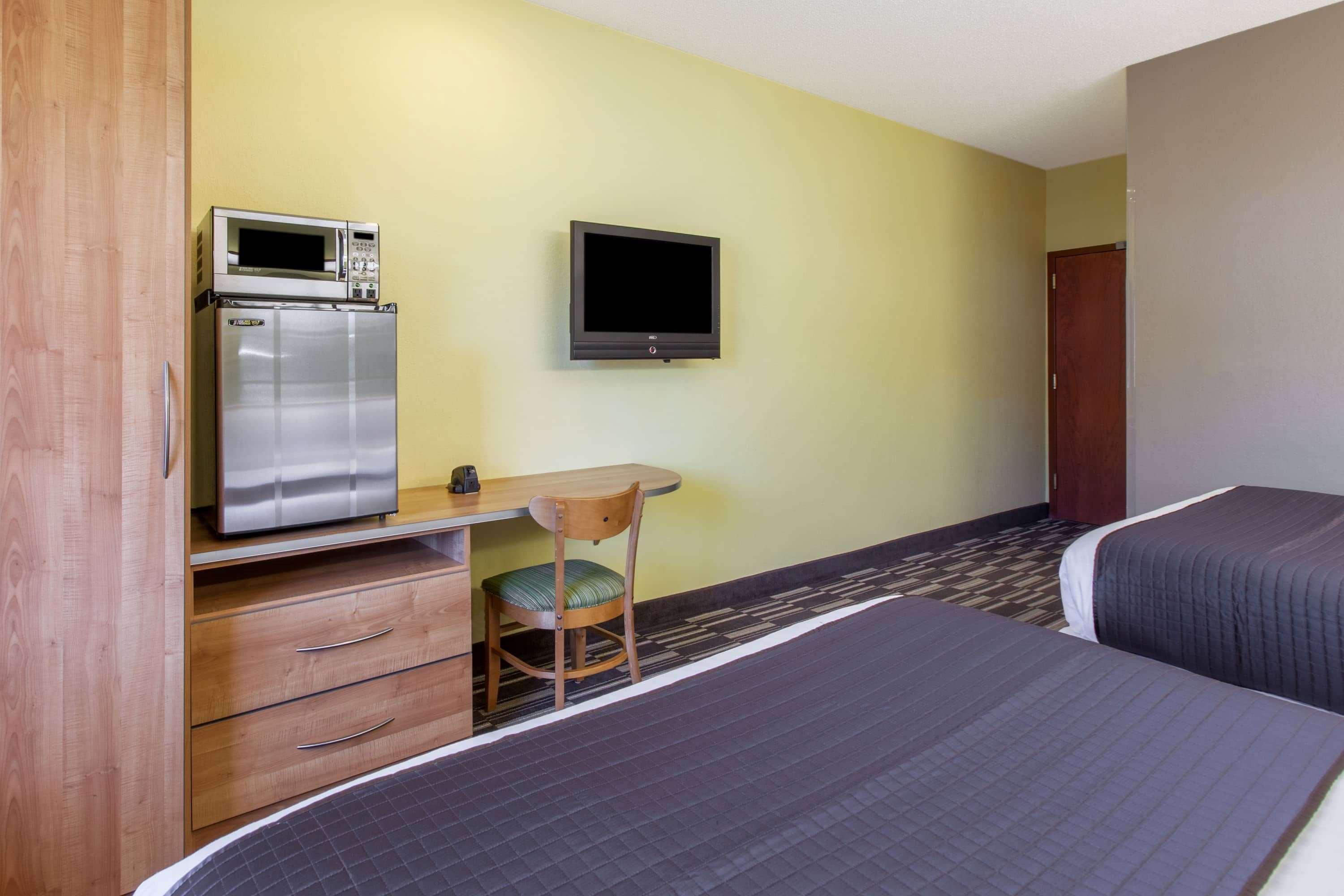 Microtel Inn & Suites By Wyndham Johnstown Εξωτερικό φωτογραφία